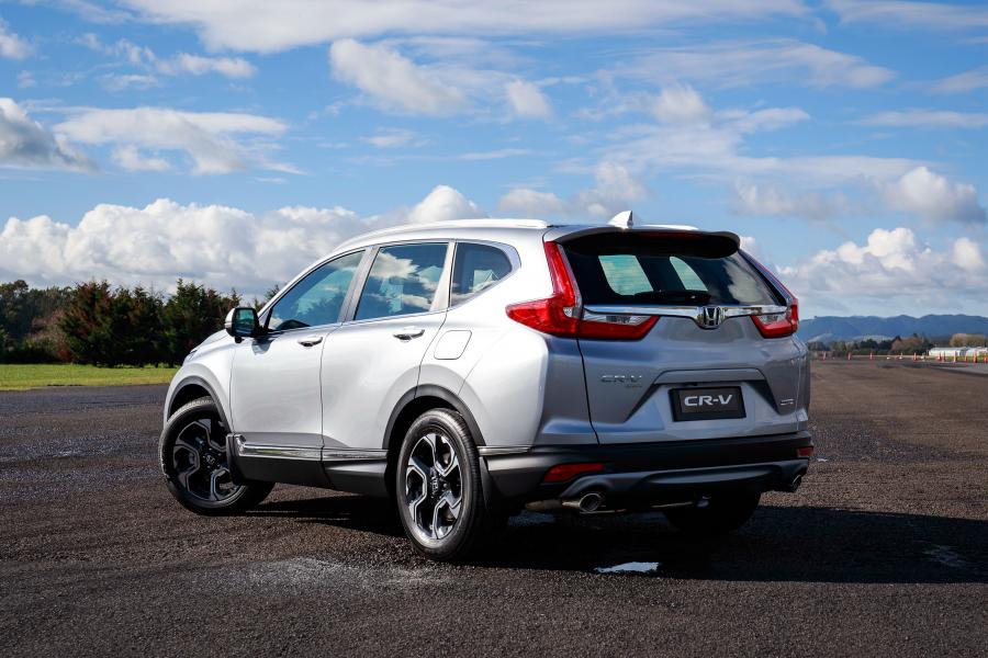  Honda CR-V Sport 2017 года  (NZ) (фото 13 из 16)